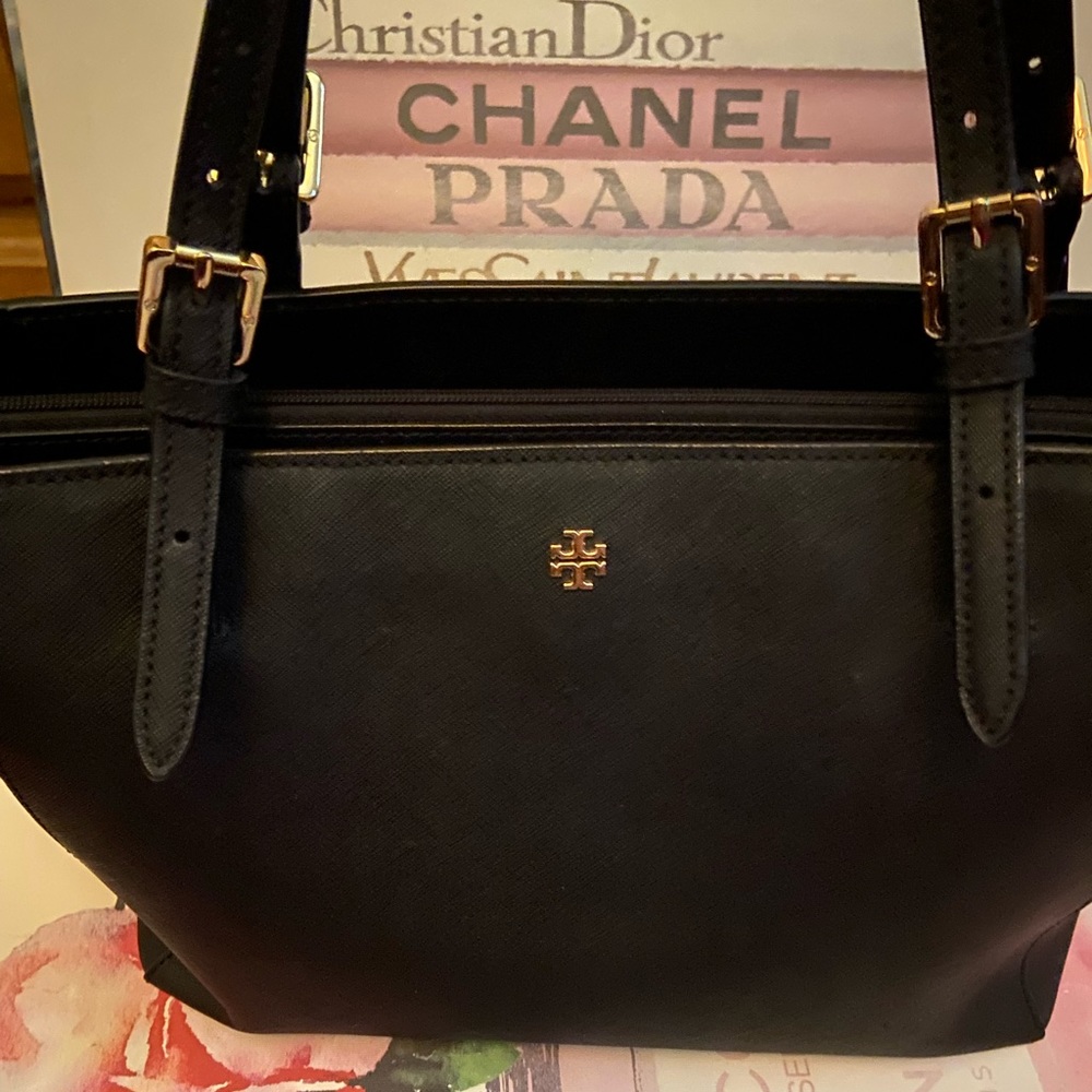 UEC Tory Burch see all pictures